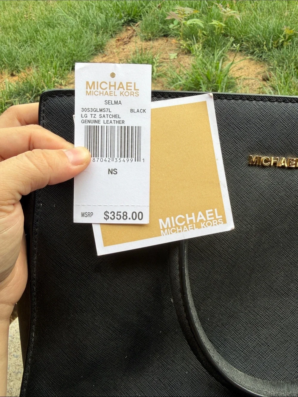 Michael Kors Black Leather Tote w/ Gold Hardware Selma Satchel Chic Professional